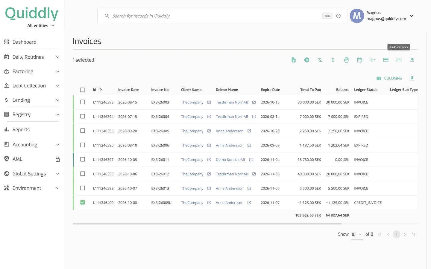 Registry > Invoices list filtered to a client's invoices with the credit invoice EXB-26005K ticked and the Link Invoices button (tooltip shown) in the selection toolbar.